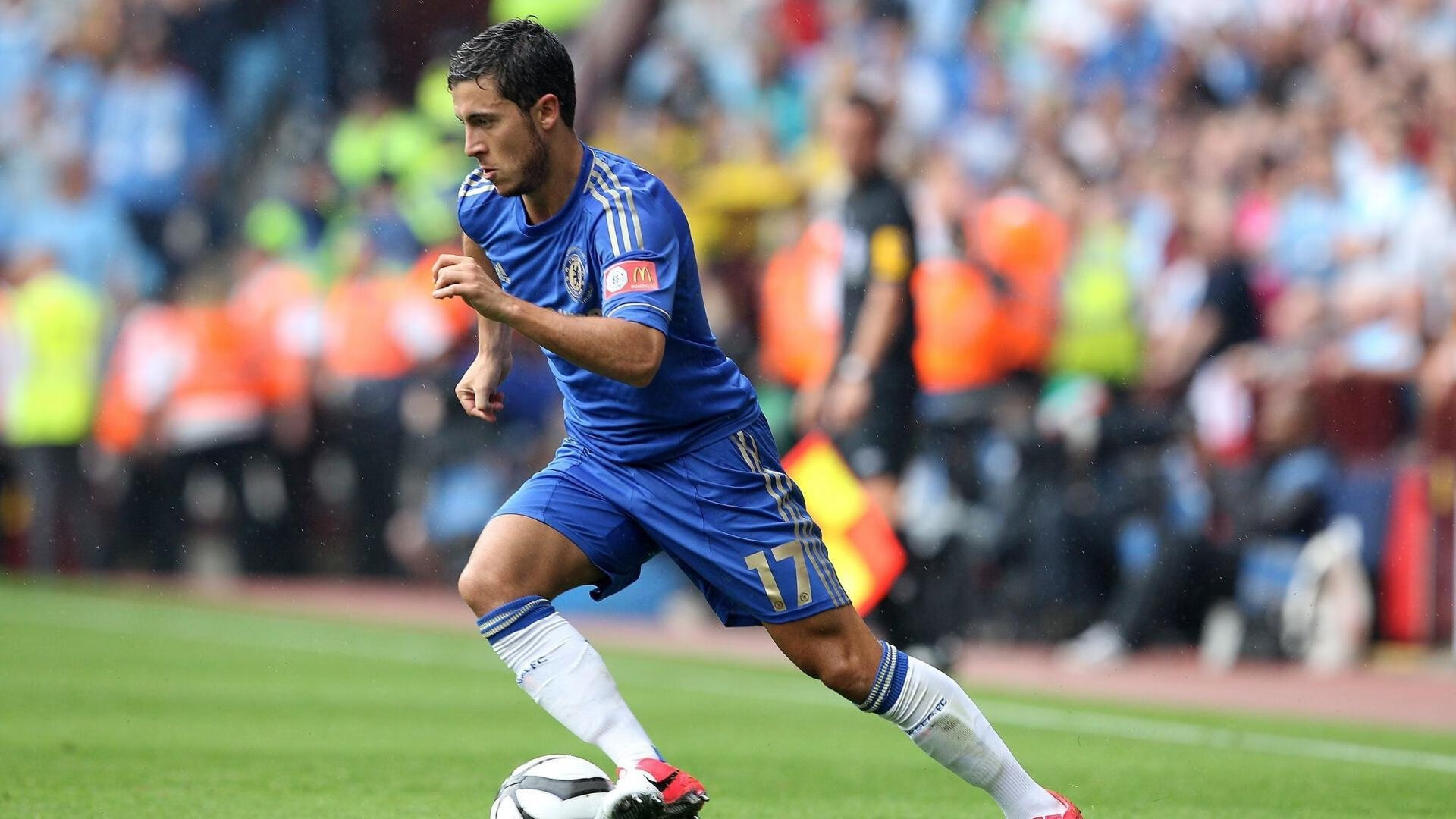 乐鱼体育app-比赛关键时刻防守选择的心理博弈，比赛中有哪些防守战术