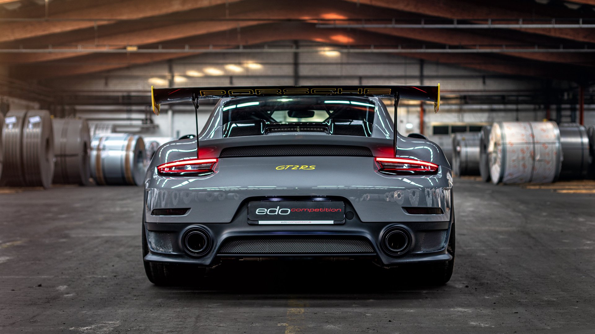 乐鱼体育官网下载-国家滑雪协会发布雪季运动员装备建议参考，滑雪运动员的服装是什么样的