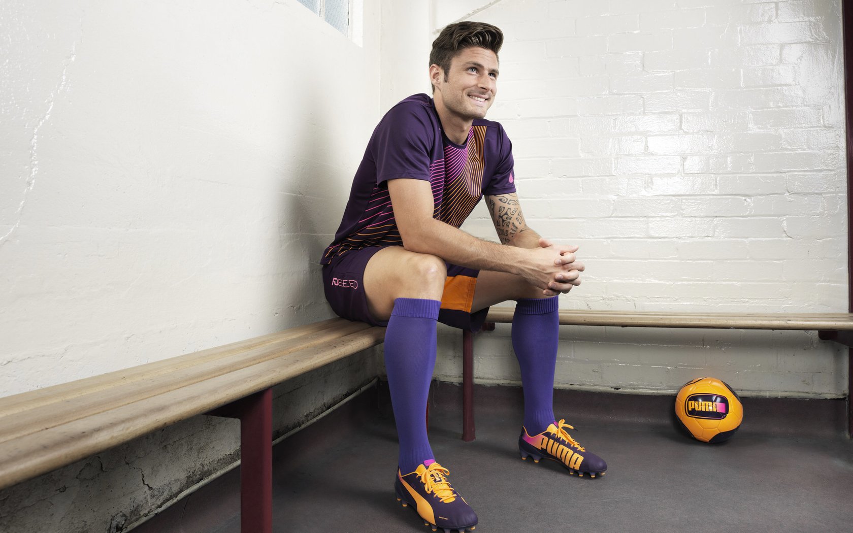 尼尔·巴特尔的防守智慧，为袋鼠队带来更多成功机会，尼尔巴特莱特